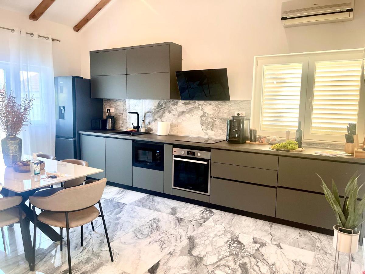 شقة Luxury Penthouse Avalon تْسافتات المظهر الخارجي الصورة