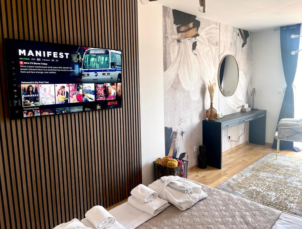 شقة Luxury Penthouse Avalon تْسافتات المظهر الخارجي الصورة